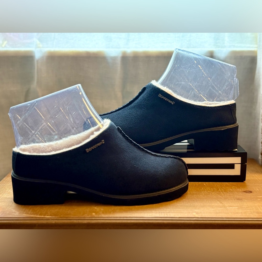 BEARPAW Emily Suede Clog w/Rain & Stain Repellent Navy - Picture 2 of 8